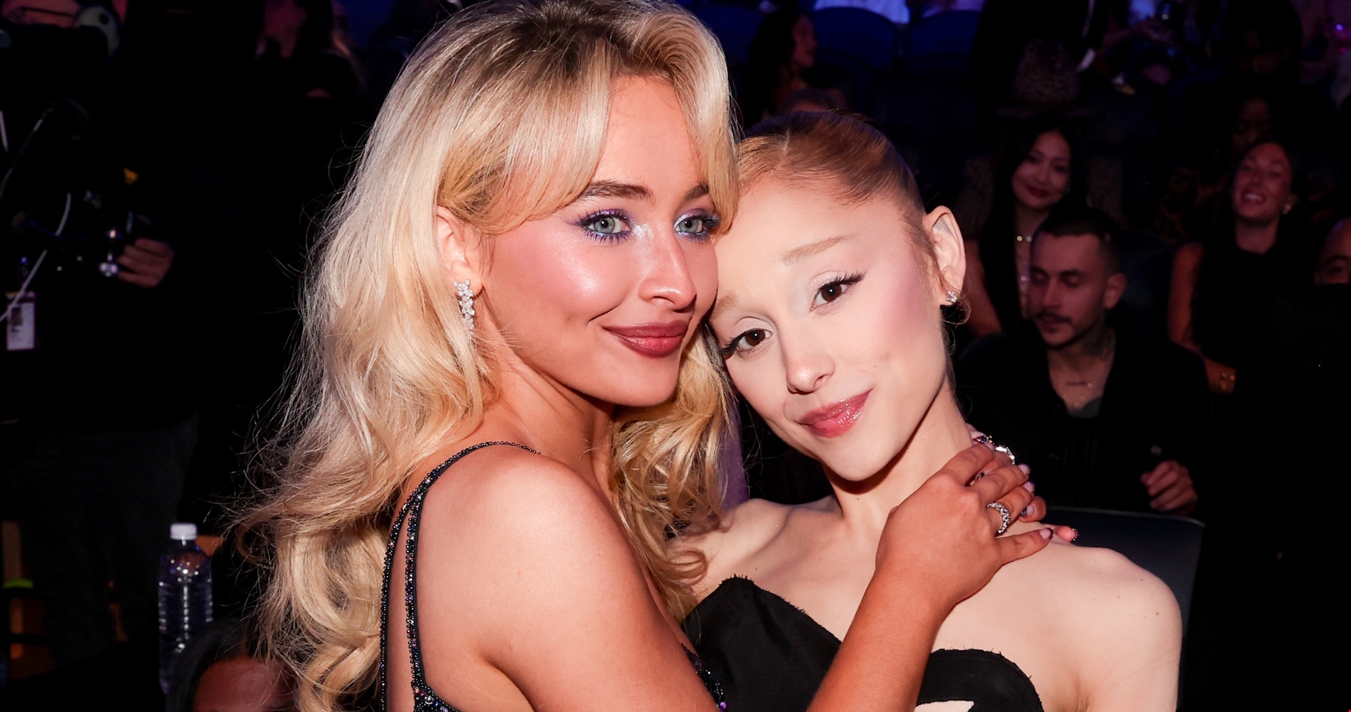 Ricky Martin | Εντυπωσίασε στα MTV VMAs 2025 με την εμφάνισή του - Η εικόνα του σήμερα - εικόνα 1