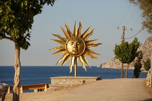 Γραφές Και Χάρτες | Η νέα έκθεση της Βάσως Τρίγκα στο Ιστορικό Αρχείο – Μουσείο Ύδρας - εικόνα 1