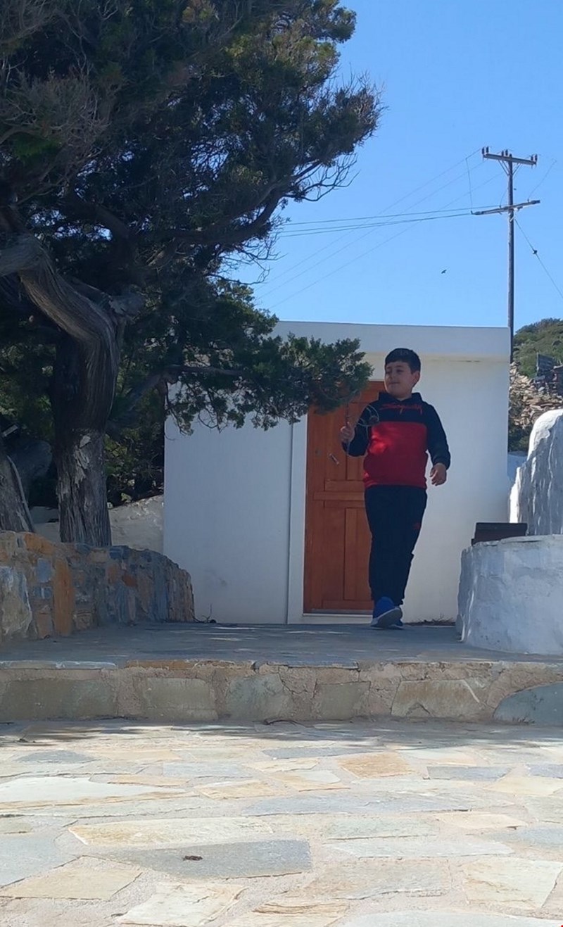 Γιος Κατερίνας Μαρκάκη