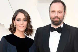 Bugonia | Η ανατροπή με την κυκλοφορία της νέας ταινίας του Γιώργου Λάνθιμου - εικόνα 2