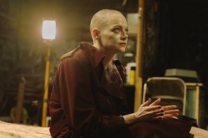 Η Emma Stone μίλησε στα ελληνικά στην πανελλήνια πρώτη προβολή της Βουγονίας στο Μέγαρο Μουσικής Αθηνών (βίντεο) - εικόνα 1