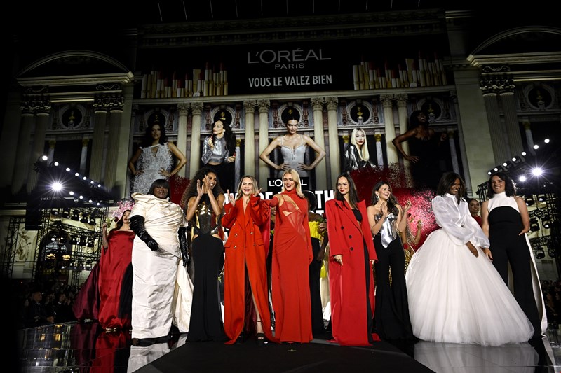 Cara Delevigne L' Oreal Le Defile