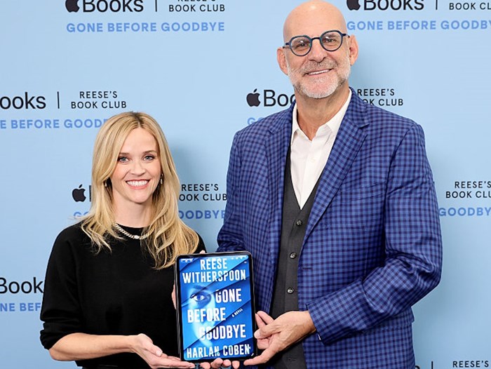 Reese Witherspoon | Υπογράφει το πρώτο της μυθιστόρημα μαζί με τον