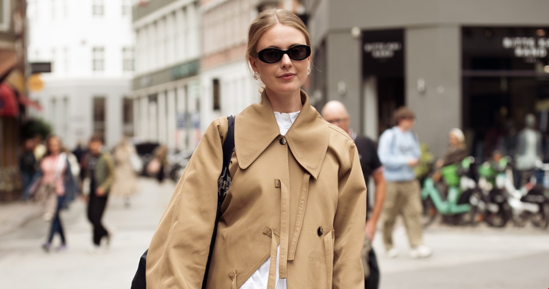 Easy & Chic | Τα ψηλόμεσα jeans από τα Marks & Spencer που θα φοράς non-stop το φθινόπωρο - εικόνα 2