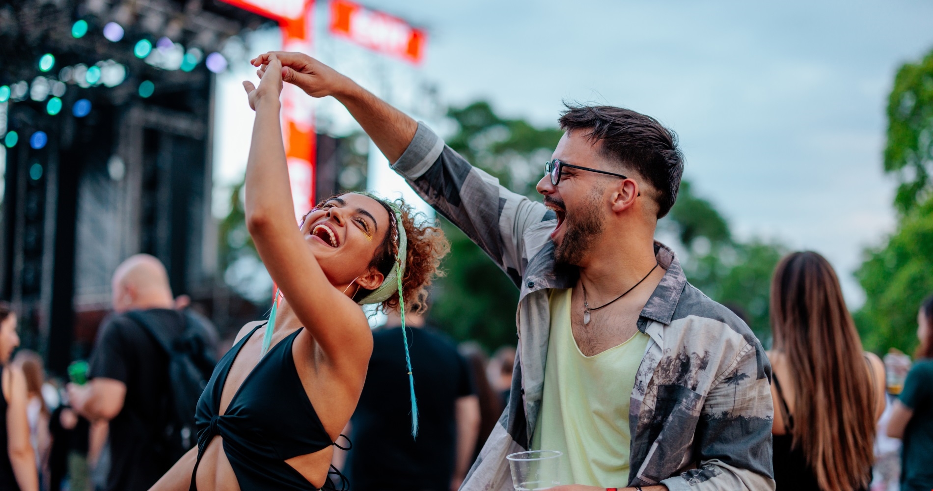 Μεταξύ δύο κόσμων | Το Φεστιβάλ Μουσικής Χάλκης επιστρέφει για τρίτη χρονιά - εικόνα 1