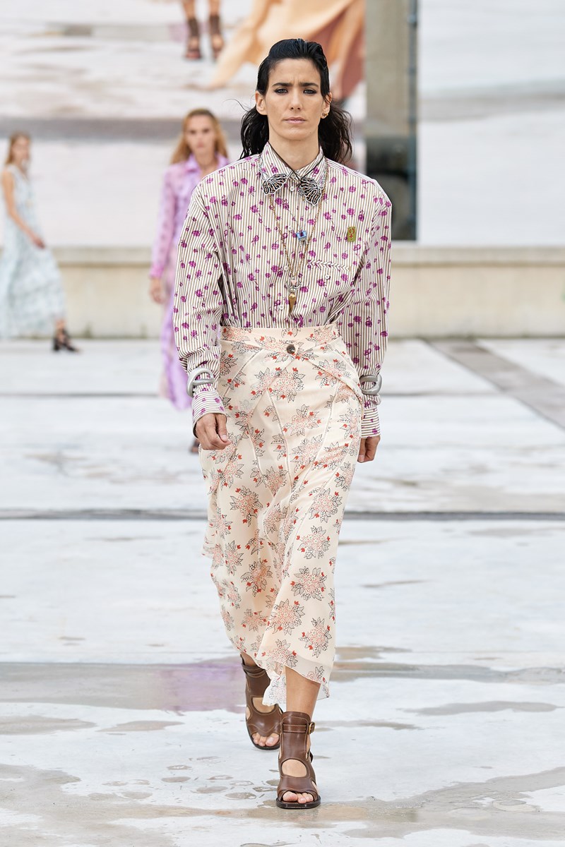 Chloe SS21: Η Natacha Ramsay-Levi βλέπει το μέλλον με αισιοδοξία