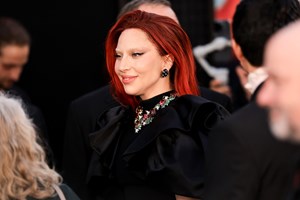 Τι συμβαίνει με τη Lady Gaga; Το πρόβλημα υγείας που την ανάγκασε να ακυρώσει συναυλία της στο Miami κυριολεκτικά την τελευταία στιγμή - εικόνα 1