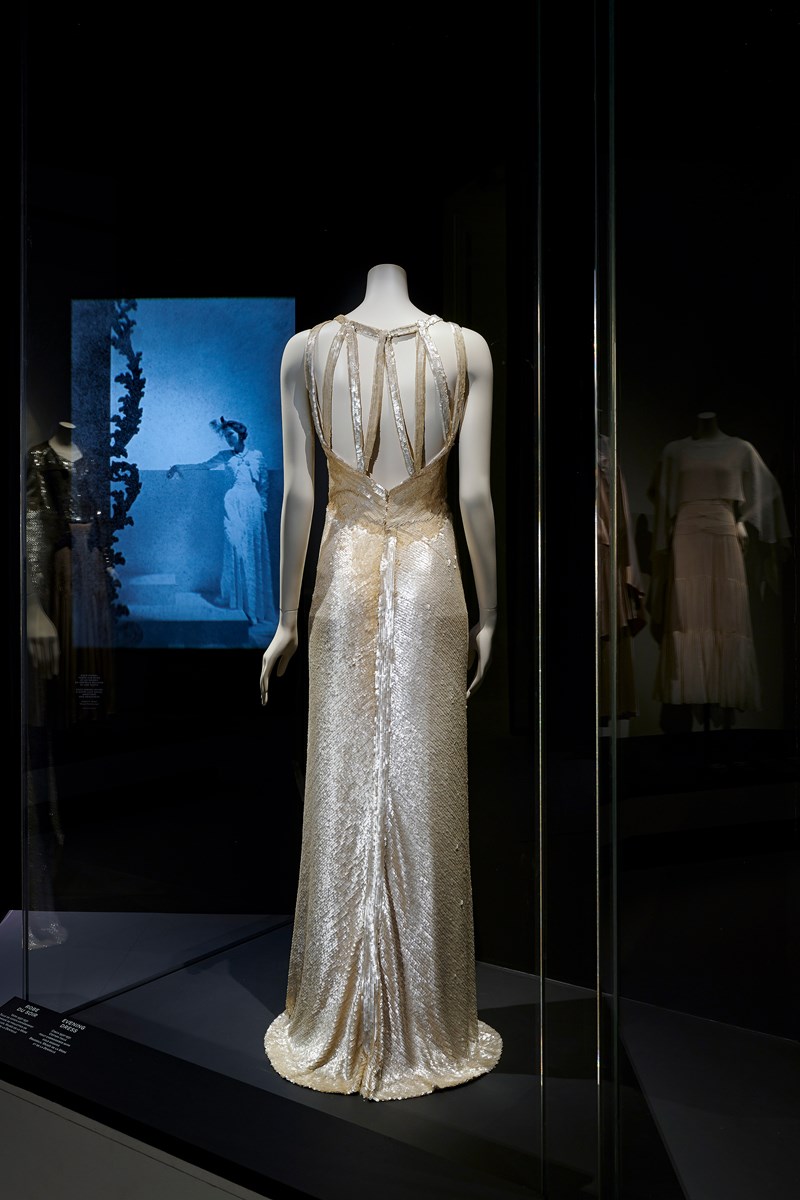 CHANEL EXHIB LONG DRESS