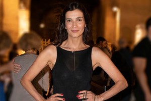 Μάρα Ζαχαρέα | Το διαχρονικό μανικιούρ της είναι η τέλεια πρόταση για τα φθινοπωρινά σου looks - εικόνα 1