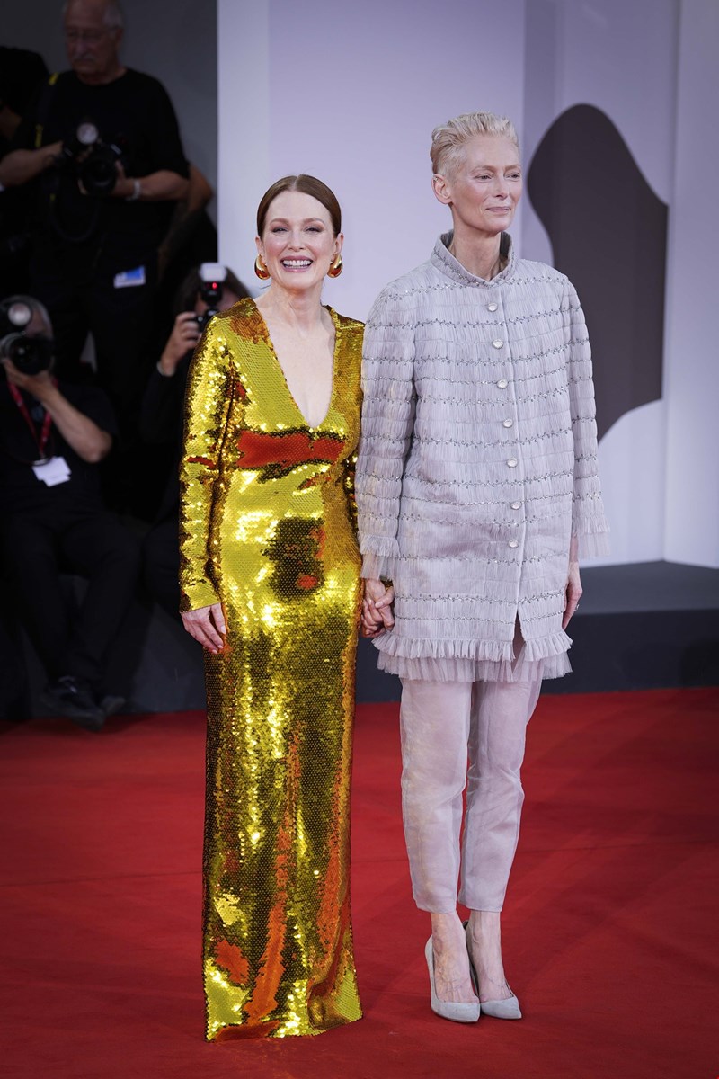 Julianne Moore Tilda Swinton