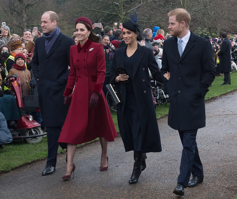 Kate Middleton & Meghan Markle: Τα outfits τους την ημέρα των Χριστουγέννων