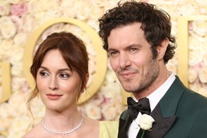 Leighton Meester - Kelly Rutherford | Το mini reunion του Gossip Girl στο Παρίσι - εικόνα 2