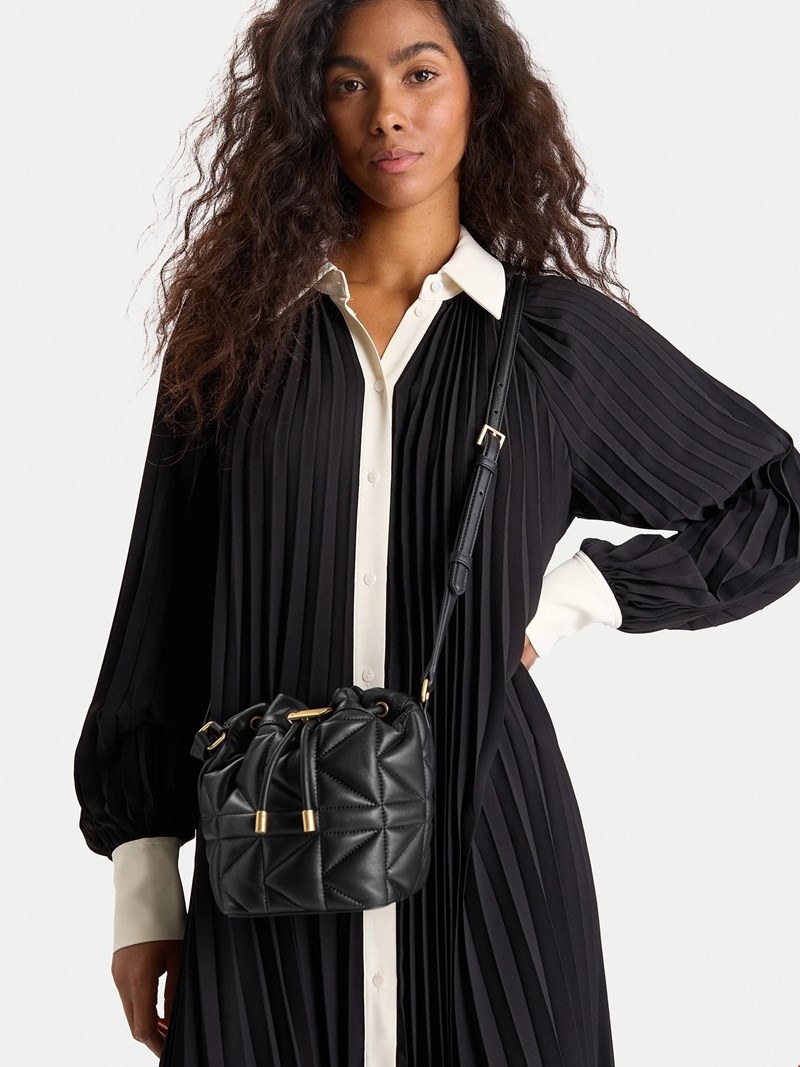 Γυναικεία δερμάτινη τσάντα bucket