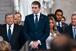 Ο Trump και η Melania παρέθεσαν δείπνο για τον Σαουδάραβα πρίγκιπα διάδοχο! Παρόντες και οι Εlon Musk, Cristiano Rοnaldo - εικόνα 2