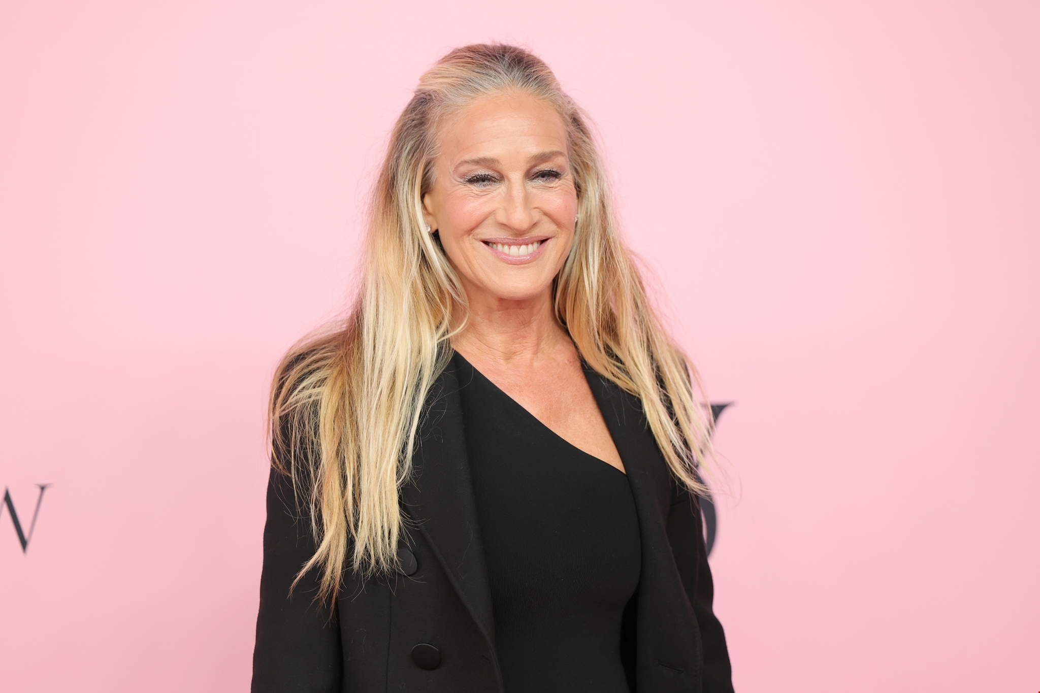 H Sarah Jessica Parker με vintage look στο Λονδίνο - εικόνα 4