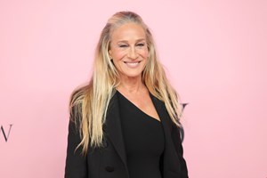 H Sarah Jessica Parker με vintage look στο Λονδίνο - εικόνα 4