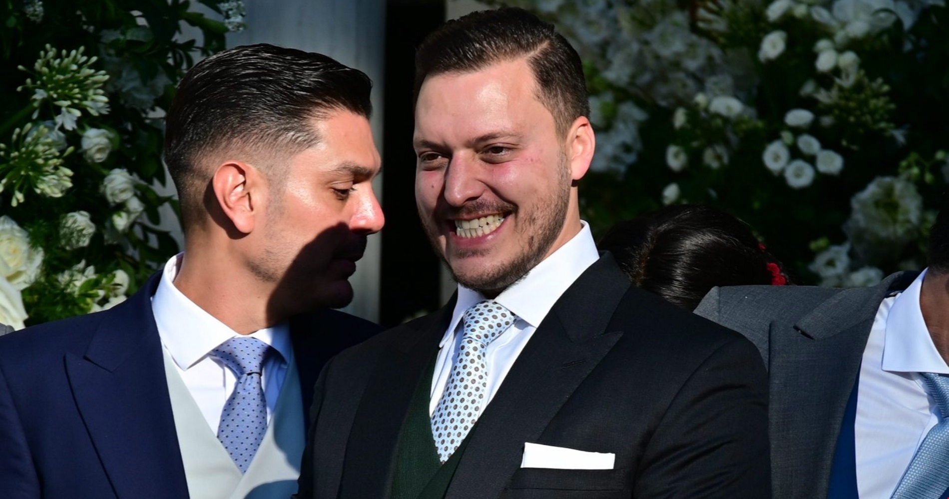 Θεοδώρα | Γιατί ο διεθνής Τύπος χαρακτήρισε "επαναστατικό" το φόρεμα που επέλεξε για τον γάμο του αδερφού της - εικόνα 2