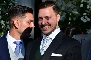 Θεοδώρα | Γιατί ο διεθνής Τύπος χαρακτήρισε "επαναστατικό" το φόρεμα που επέλεξε για τον γάμο του αδερφού της - εικόνα 2