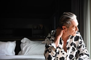 Theater News | Αιμίλιος Χειλάκης και Αθηνά Μαξίμου μαζί επί σκηνής τον φετινό χειμώνα - εικόνα 1