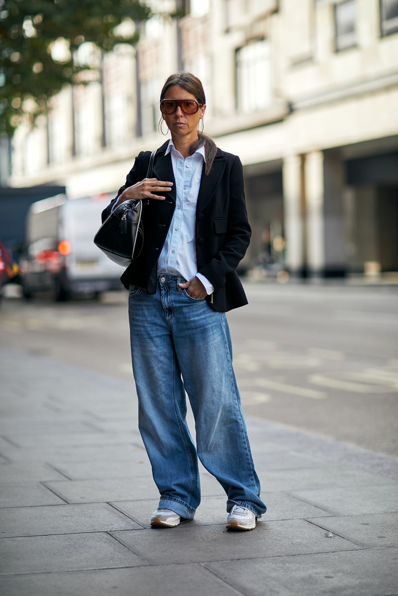 London str S24