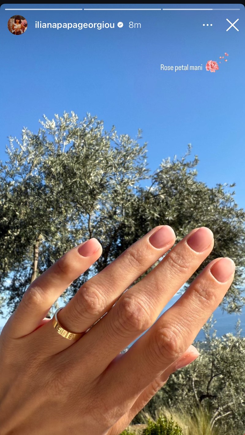 nails