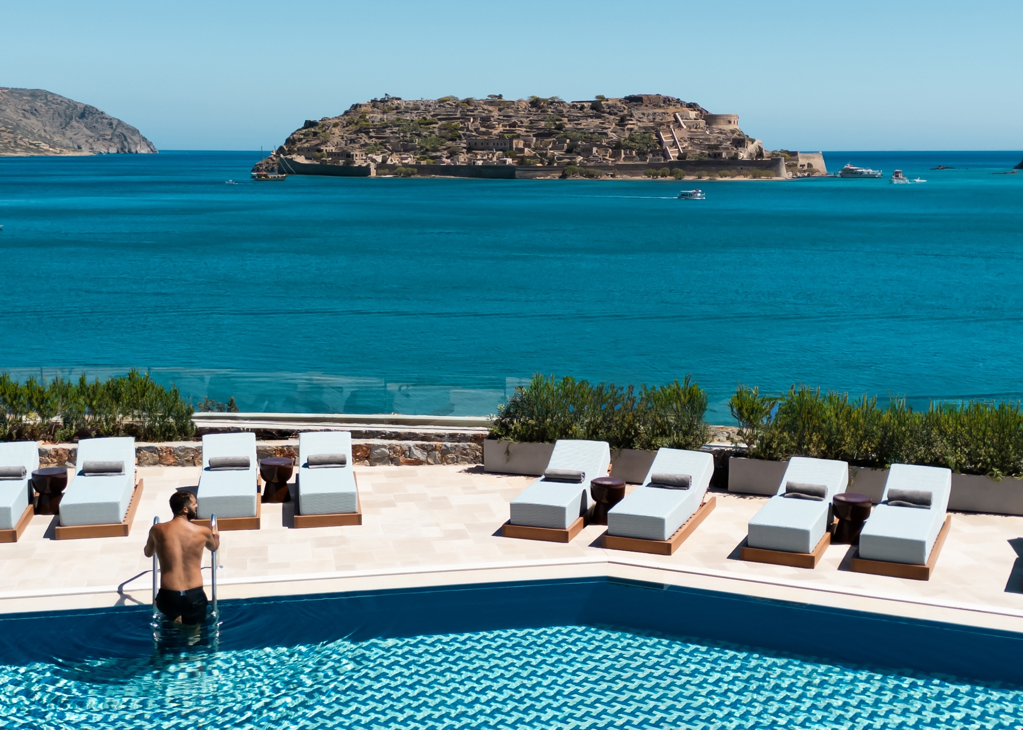 Chοra | Το νέο πολυτελές κεφάλαιο του ομίλου Domes στην Ελούντα