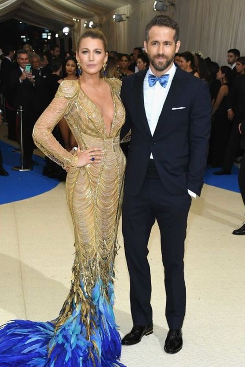 Ryan Reynolds- Blake Lively.