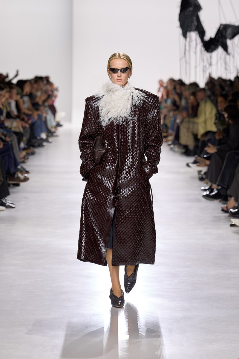 SUMMER26_LOOK_06_W_FIO00150.jpg
