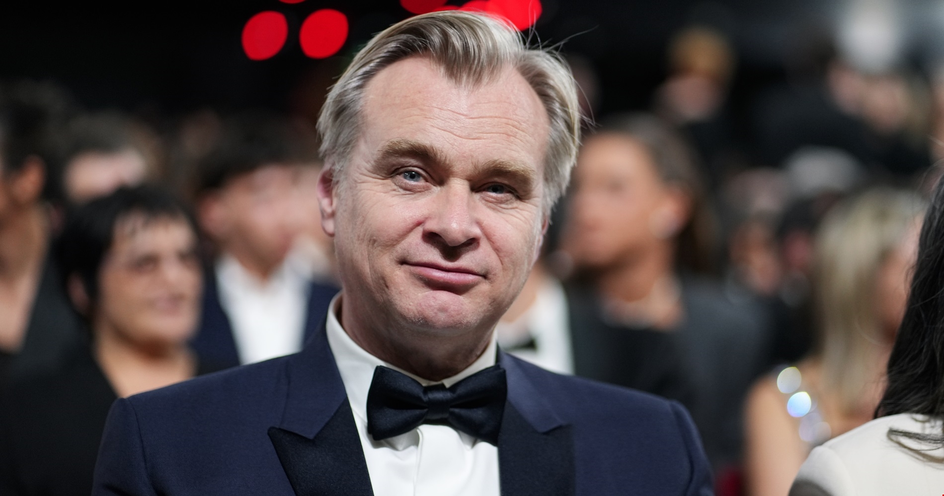 Πρώτες εικόνες | Matt Damon, Tom Holland και Christopher Nolan στη Μεθώνη για τα γυρίσματα της νέας τους ταινίας - εικόνα 1