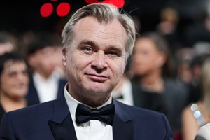 Πρώτες εικόνες | Matt Damon, Tom Holland και Christopher Nolan στη Μεθώνη για τα γυρίσματα της νέας τους ταινίας - εικόνα 1