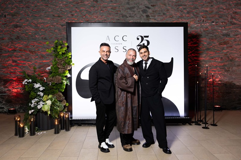 Από αριστερά προς δεξιά: Ο PR Manager κ. Αλέξανδρος Κωτσιόπουλος, ο καλλιτεχνικός υπεύθυνος του event κ. Μαρτίκ Μανικιάν και ο Κωνσταντίνος Ζαχαριάδης