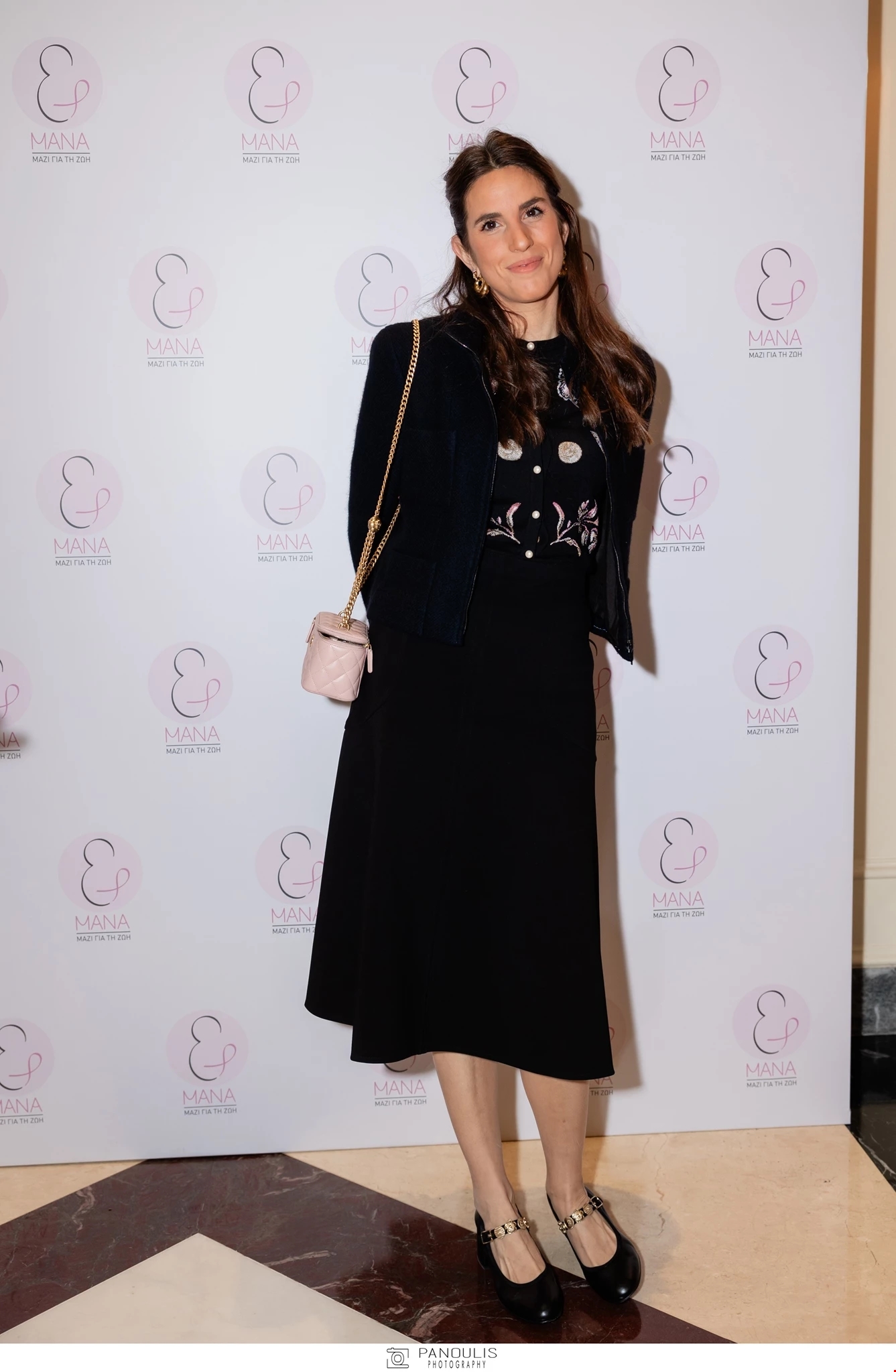 Σάκης Ρουβάς - Κάτια Ζυγούλη | Εντυπωσιακή εμφάνιση με βελούδο σε privé δείπνο στο κέντρο της Αθήνας - εικόνα 3