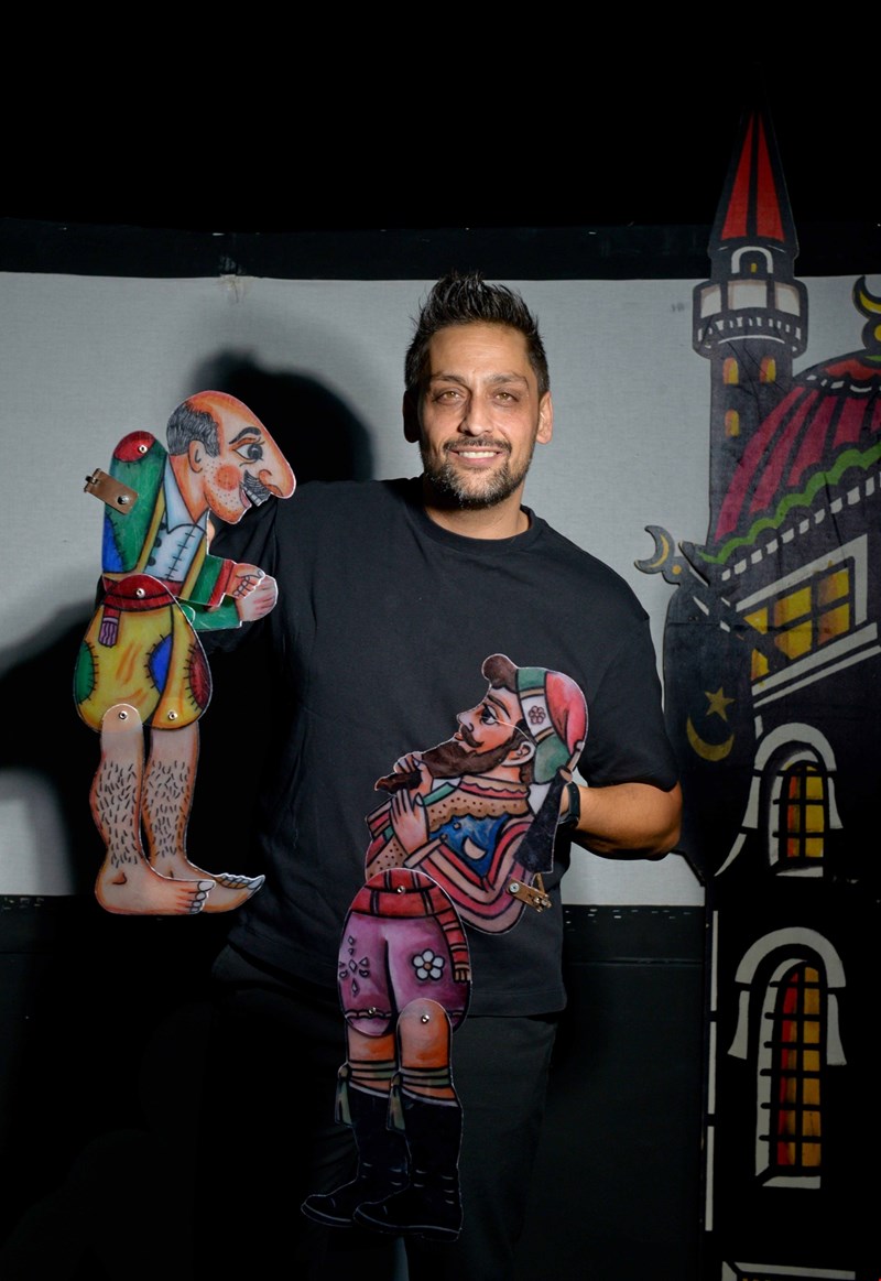 Καραγκιοζοπαίχτης Νυν και Αεί