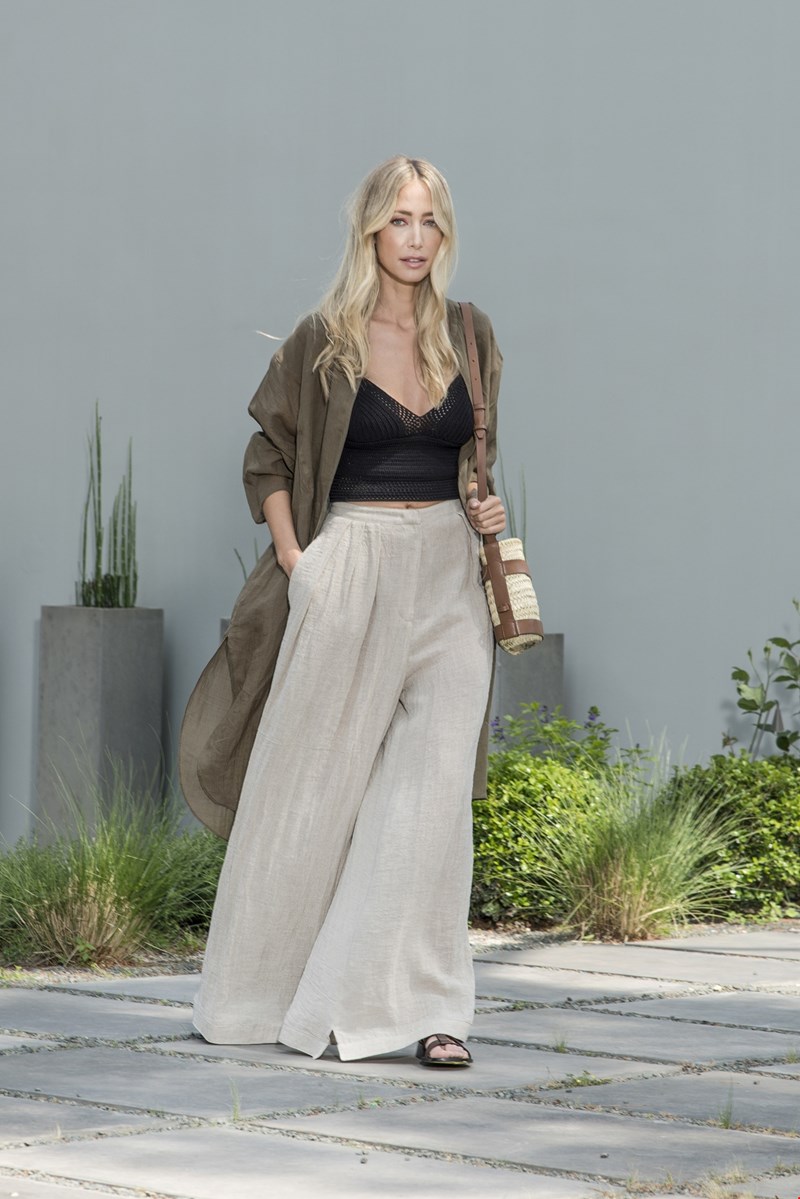 Κατερίνα Ευαγγελινού Massimo Dutti Summer Trendbook 2023
