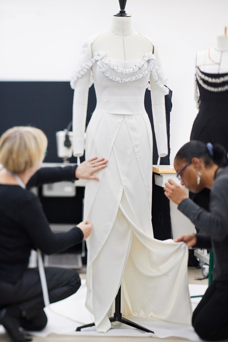 _CHANEL_Haute_Couture_Atelier_