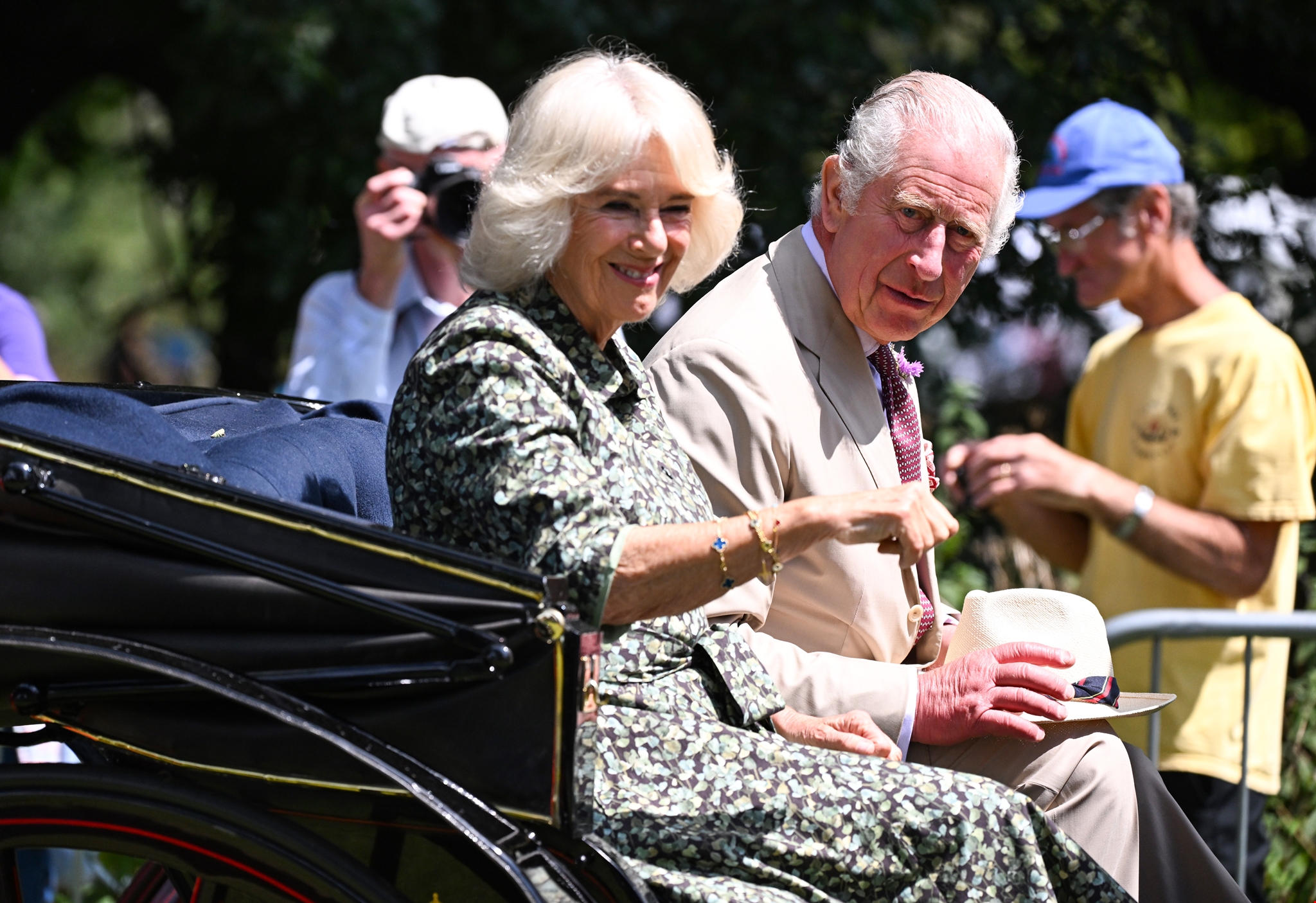 Οι διακοπές της βασίλισσας Camilla στην Ελλάδα με superyacht