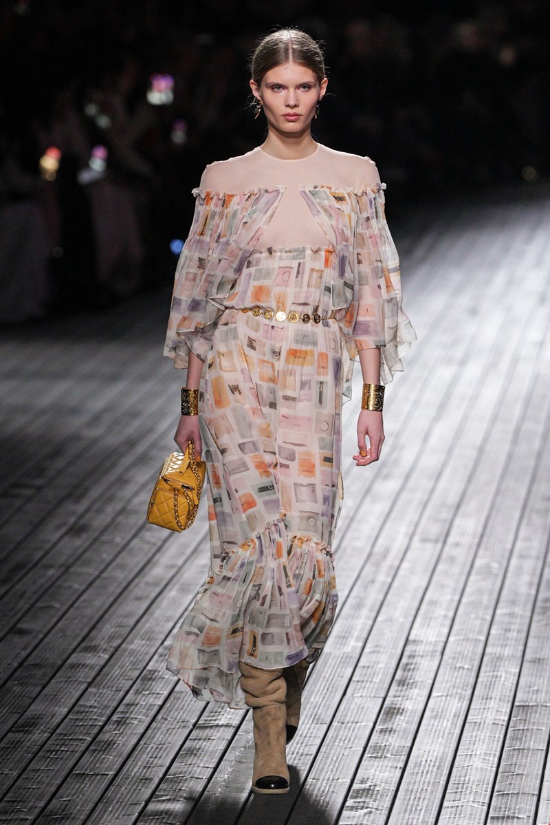 Chanel F24