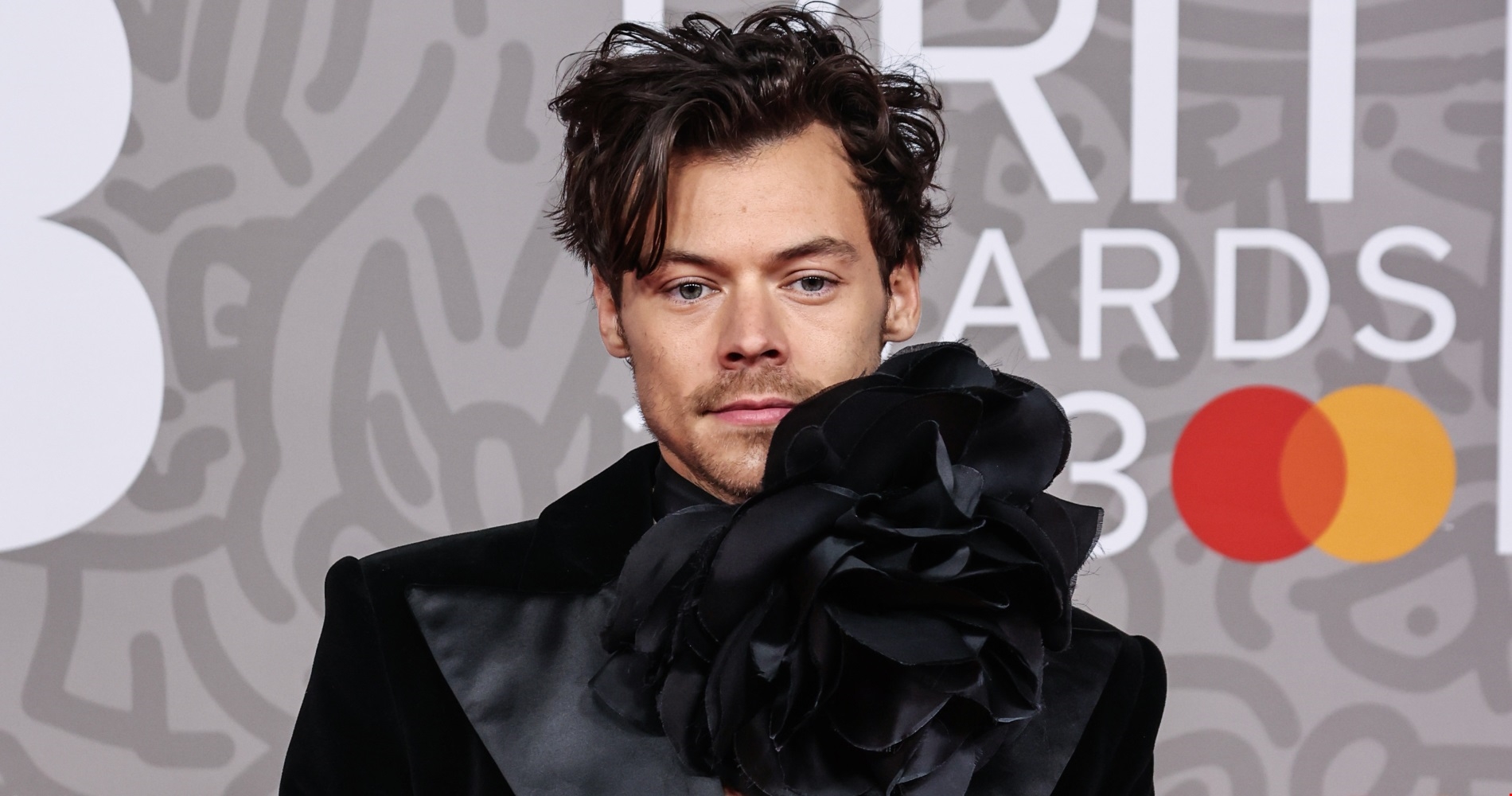Το μυστήριο με την παρουσία του Harry Styles στην ανακοίνωση του νέου Πάπα - εικόνα 1