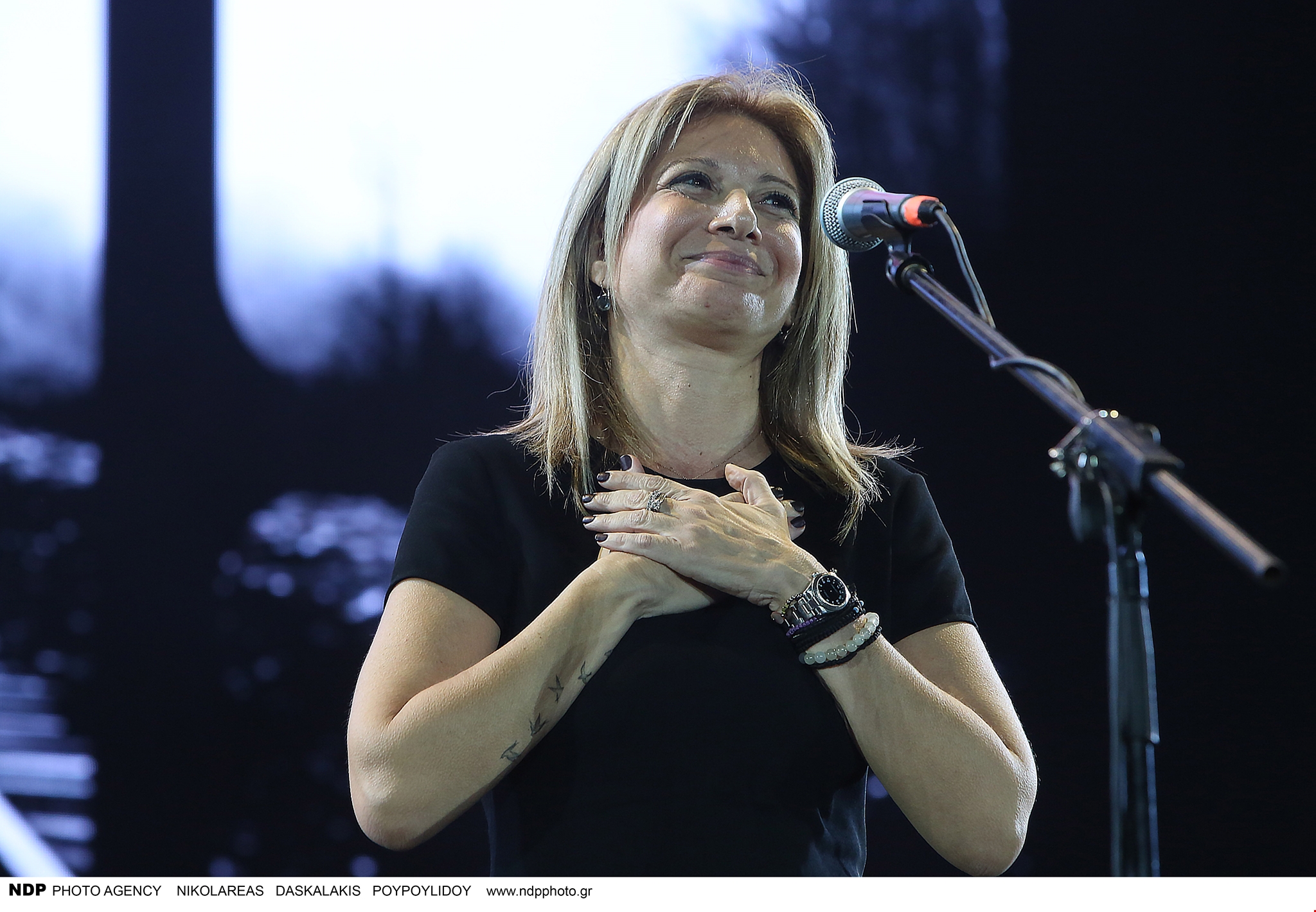 Συναυλία για την Τέμπη | Οι φωτογραφίες, οι συγκινητικές στιγμές, οι καλλιτέχνες και η ομιλία της Μαρίας Καρυστιανού