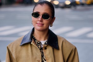 Η Βίκυ Καγιά με τα ιδανικά παπούτσια για μία βροχερή ημέρα - εικόνα 1