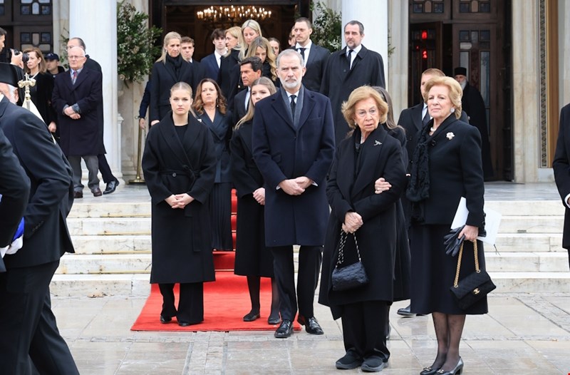 Ειρηνη κηδεία