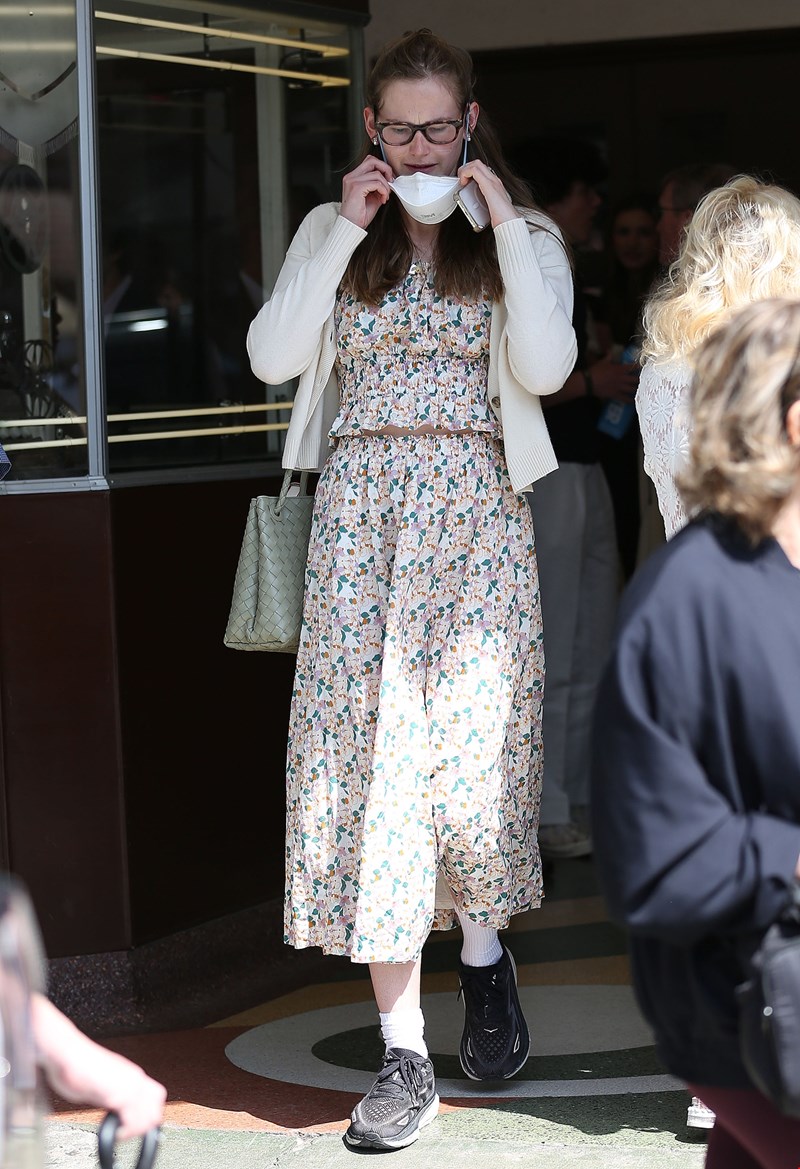 Violet Affleck