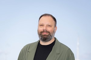 Bugonia | Ξέρουμε πότε κυκλοφορεί η νέα ταινία του Γιώργου Λάνθιμου - εικόνα 1