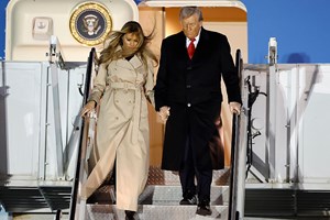 H στιγμή που όλοι περίμεναν! Kate Middleton και Μelania Trump μαζί στο Κάστρο του Windsor - εικόνα 3