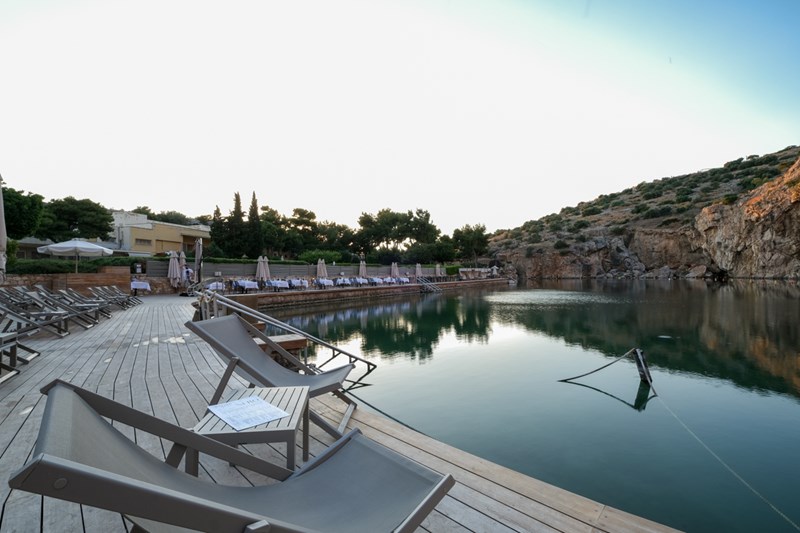 λιμνη βουλιαγμενης