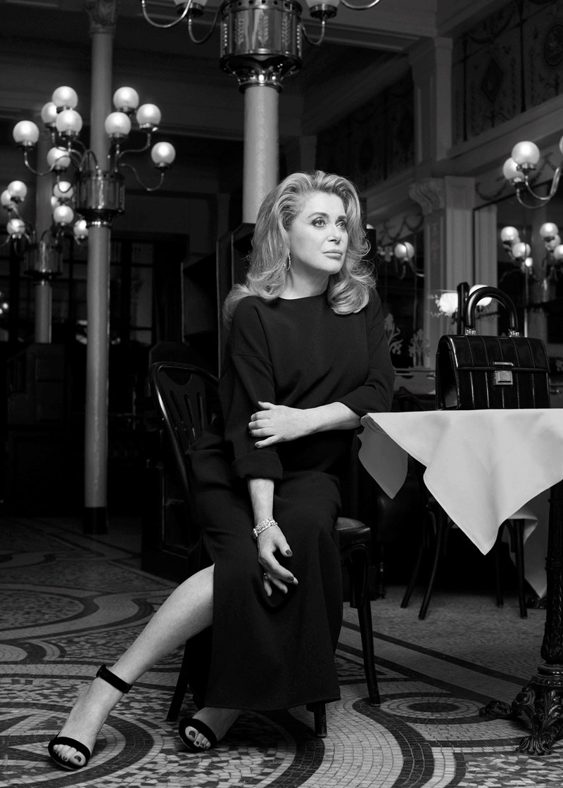 Catherine Deneuve AMI