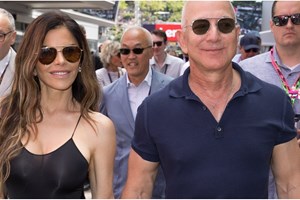H πρώην σύζυγος του Jeff Bezos "ξεφορτώθηκε" μετοχές της Amazon αξίας 12,6 δισεκατομμυρίων δολαρίων - εικόνα 1