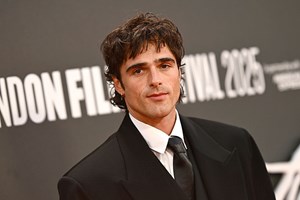 Margot Robbie | Το μήνυμα στήριξης στη Victoria Beckham εν μέσω οικογενειακής διαμάχης - εικόνα 2