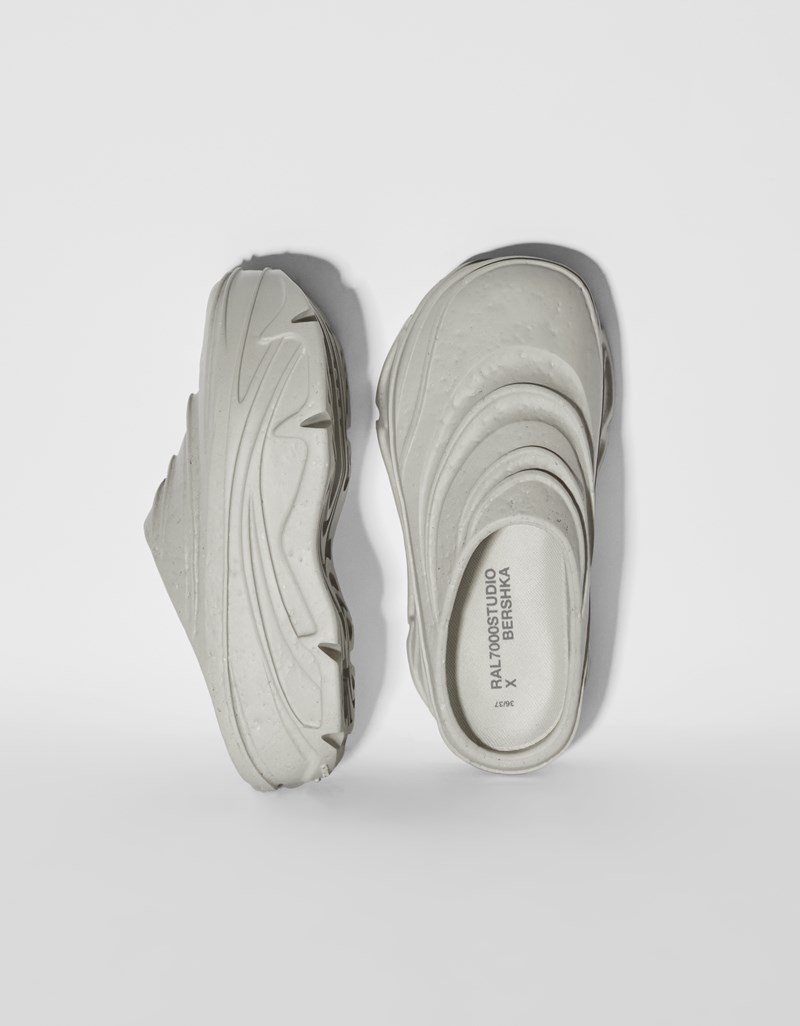 RAL7000STUDIO x BERSHKA