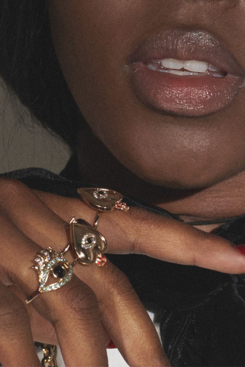 The Vampire's Wife x HM